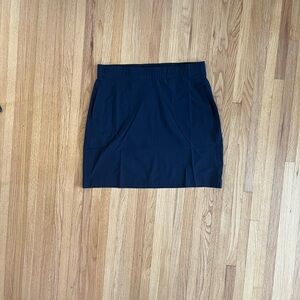 NWT Eddie Bauer medium Escapelite elastic waist Women's Skirt